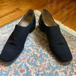 Donald Pliner 8.5 Narrow Black Block Heel Loafers